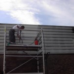 Damwand reiniging na brand